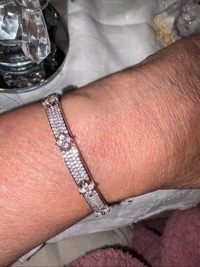 Rose Gold Pavé Crystal Bangle Bracelet - Women Jewelry